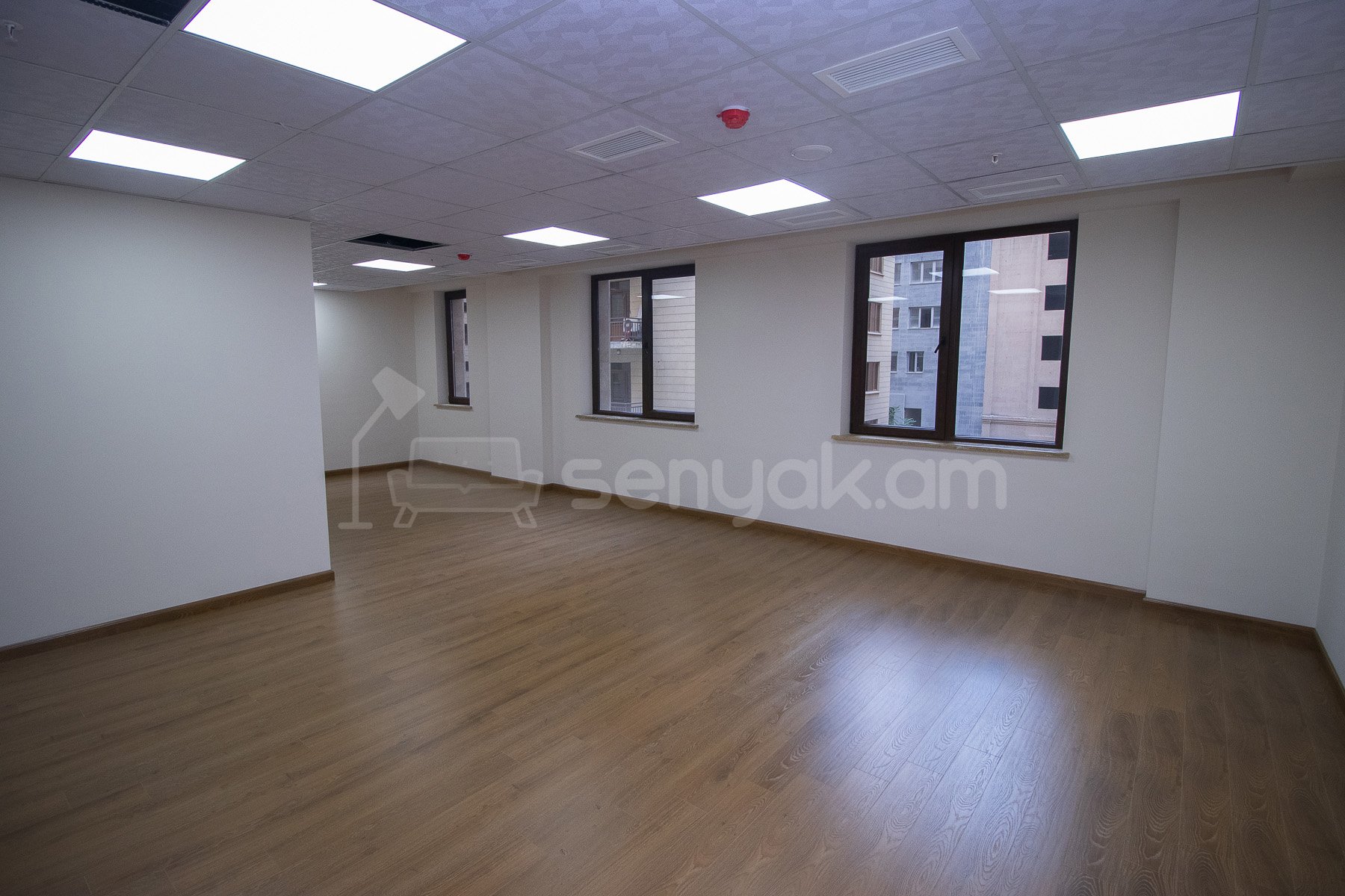 Նորակառույց Օֆիսային Տարածք, 51քմ