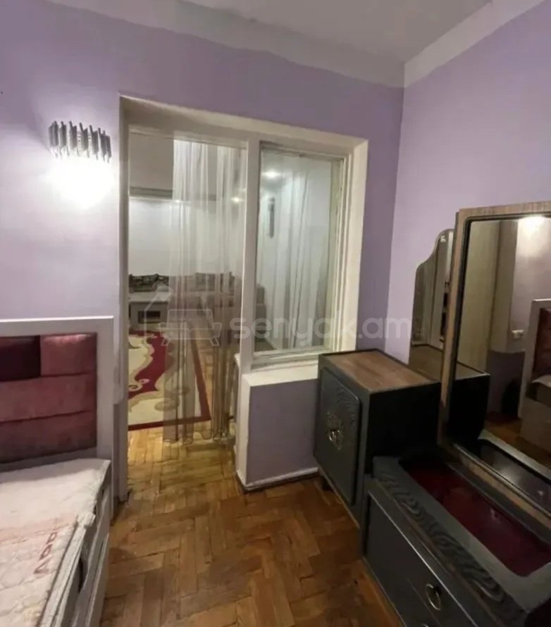 4 Սենյականոց Բնակարան Քարե Շենքում, 74քմ, 5/5 հարկ, Կոսմետիկ Վերանորոգված, Կահավորված, Արևկող