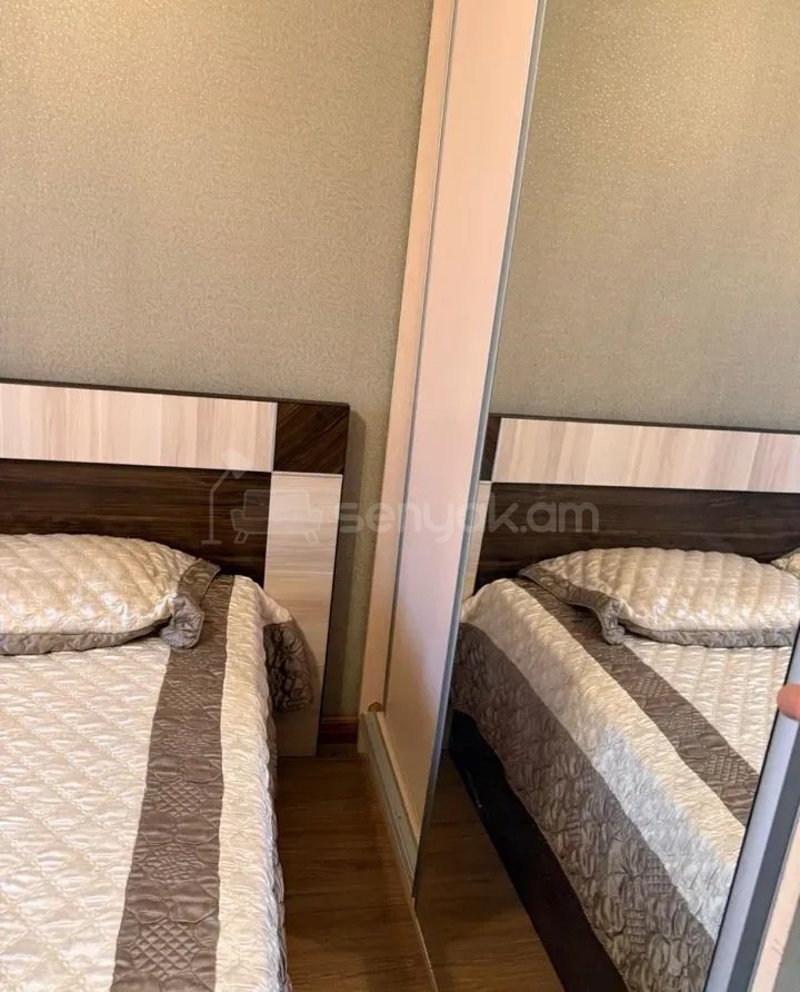 3 Սենյականոց Բնակարան Քարե Շենքում, 80քմ, 2/5 հարկ, Դիզայներական Վերանորոգված, Կահավորված, Արևկող