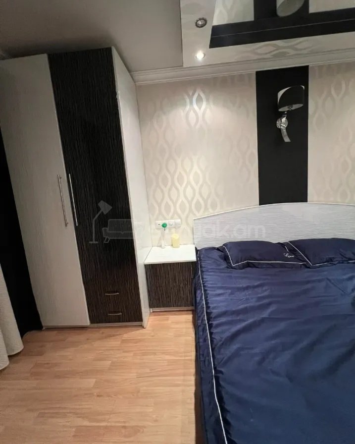 3 Սենյականոց Բնակարան Քարե Շենքում, 63քմ, 1/5 հարկ, Կապիտալ Վերանորոգված, Կահավորված, Արևկող