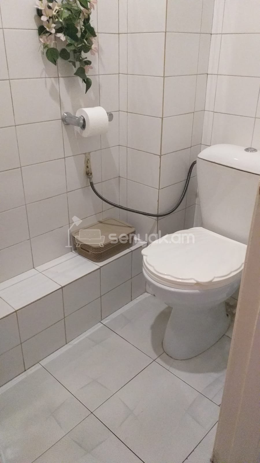 2 Սենյականոց Բնակարան Քարե Շենքում, 78քմ, 2/5 հարկ, Կապիտալ Վերանորոգված