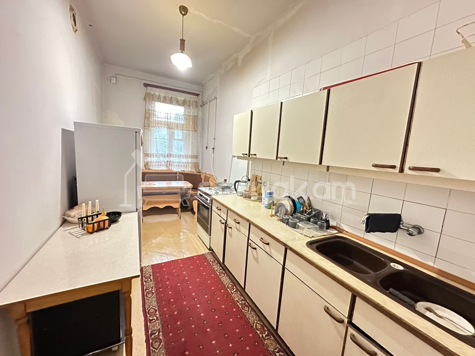 2 Սենյականոց Բնակարան Քարե Շենքում, 78քմ, 2/5 հարկ, Կապիտալ Վերանորոգված