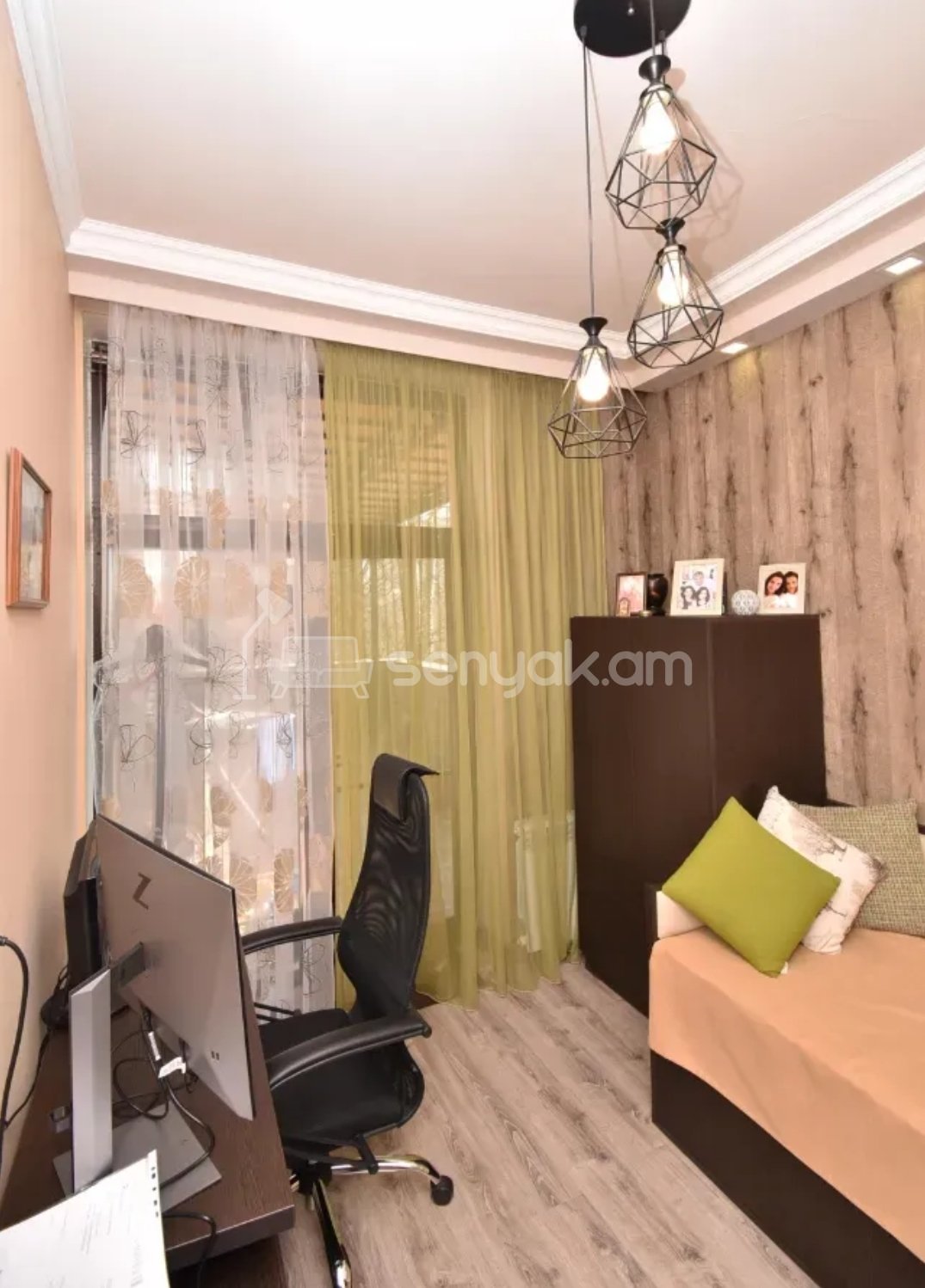 4 Սենյականոց Բնակարան Նորակառույցում, 150քմ, 3/5 հարկ, Դիզայներական Վերանորոգված