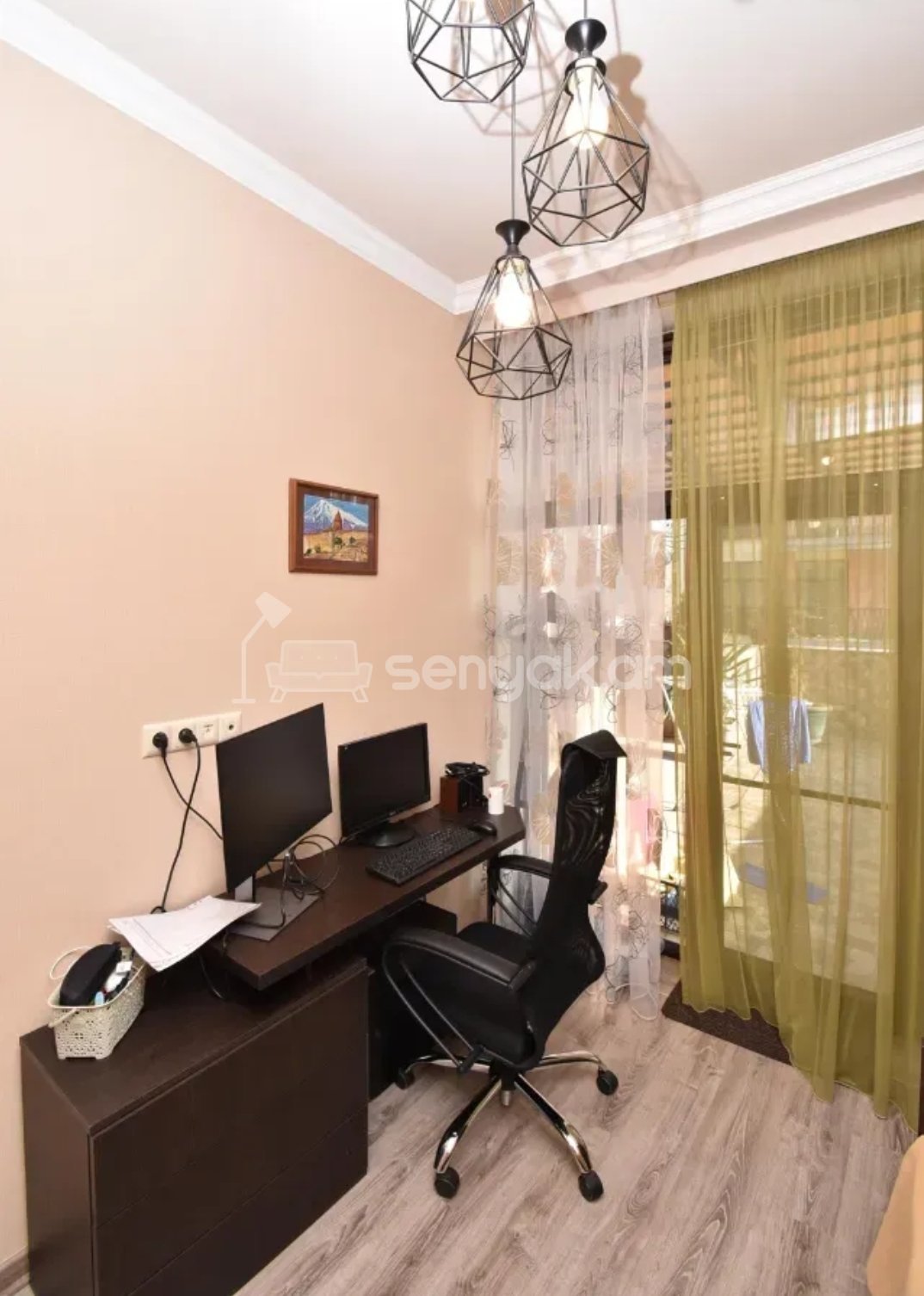 4 Սենյականոց Բնակարան Նորակառույցում, 150քմ, 3/5 հարկ, Դիզայներական Վերանորոգված