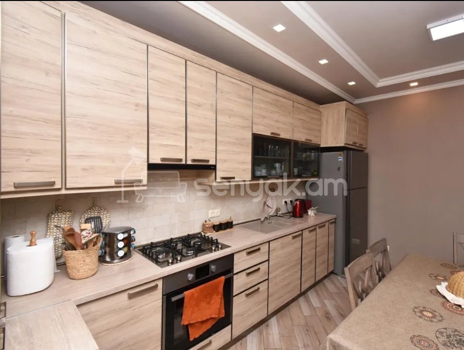 4 Սենյականոց Բնակարան Նորակառույցում, 150քմ, 3/5 հարկ, Դիզայներական Վերանորոգված