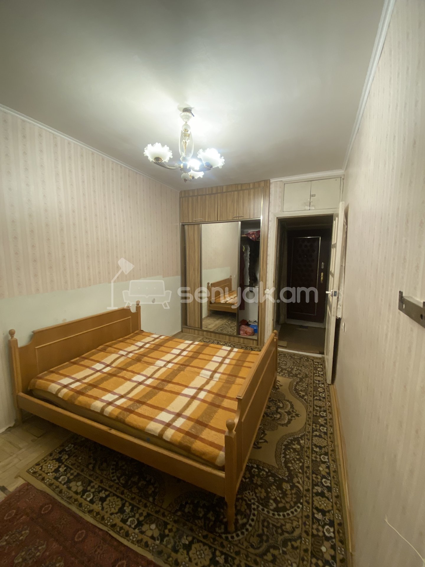 2 Սենյականոց Բնակարան Քարե Շենքում, 68քմ, 4/5 հարկ, Նորմալ Վիճակում