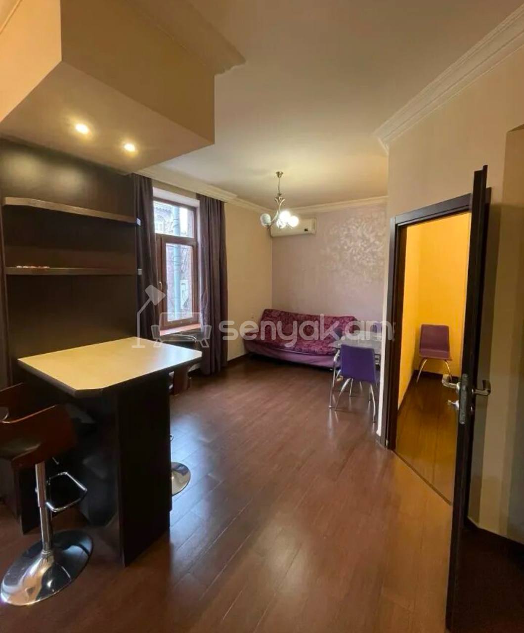 2 Սենյականոց Բնակարան Քարե Շենքում, 45քմ, 3/5 հարկ, Կապիտալ Վերանորոգված, Կահավորված