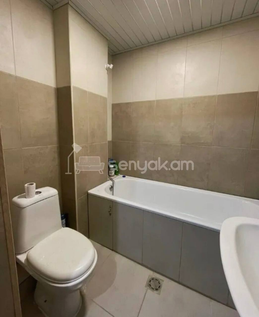 2 Սենյականոց Բնակարան Քարե Շենքում, 58քմ, 3/5 հարկ, Կապիտալ Վերանորոգված