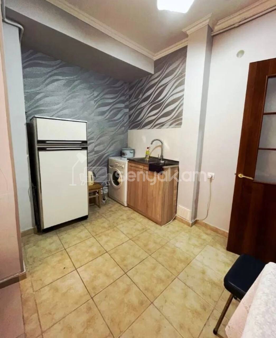 2 Սենյականոց Բնակարան Քարե Շենքում, 58քմ, 3/5 հարկ, Կապիտալ Վերանորոգված