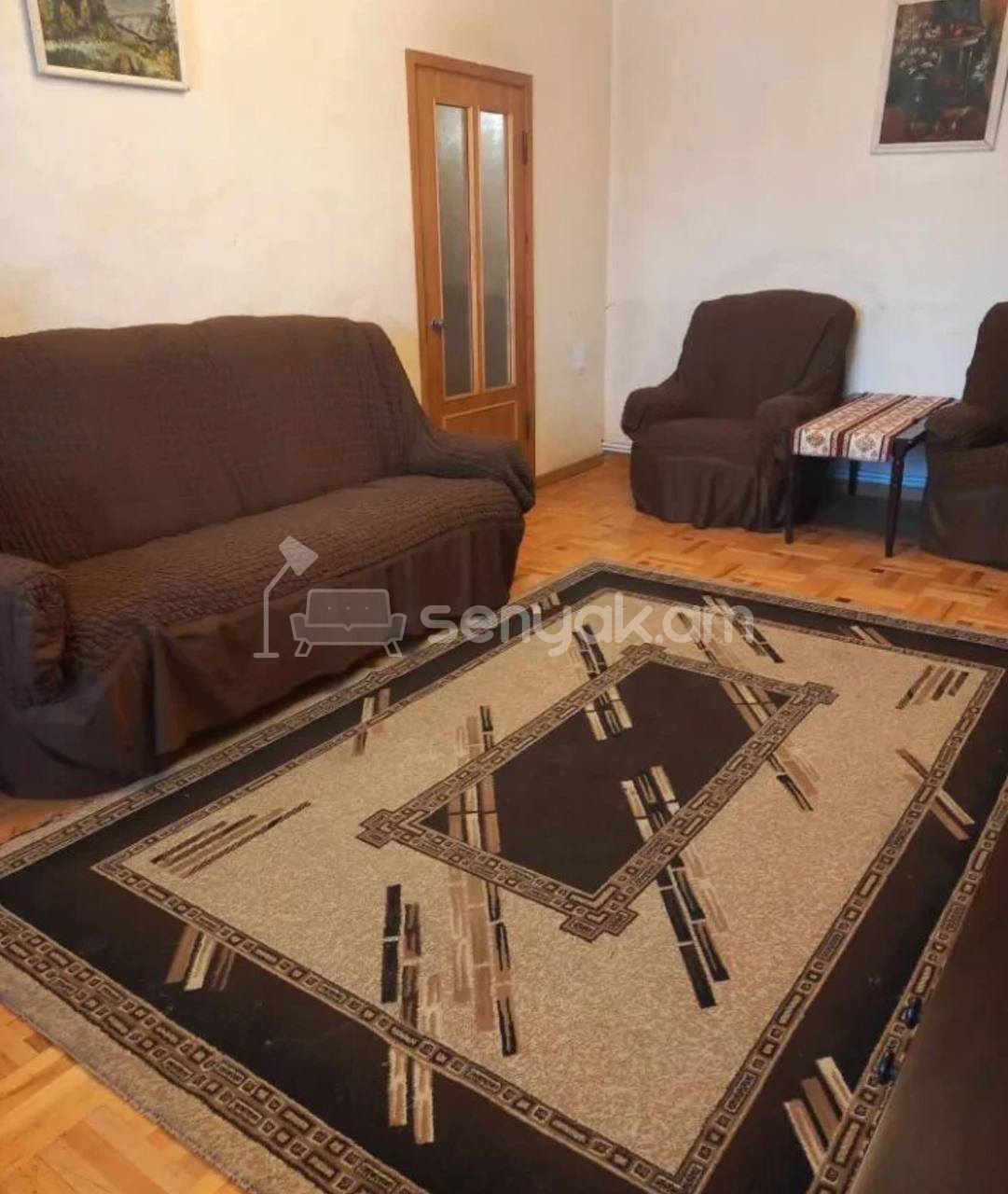 3 Սենյականոց Բնակարան, 90քմ, 6/9 հարկ, Նորմալ Վիճակում, Կահավորված