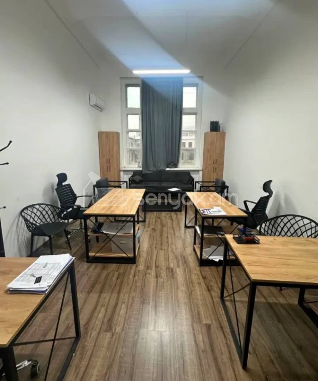 Օֆիսային Տարածք, 23քմ, Կապիտալ Վերանորոգված