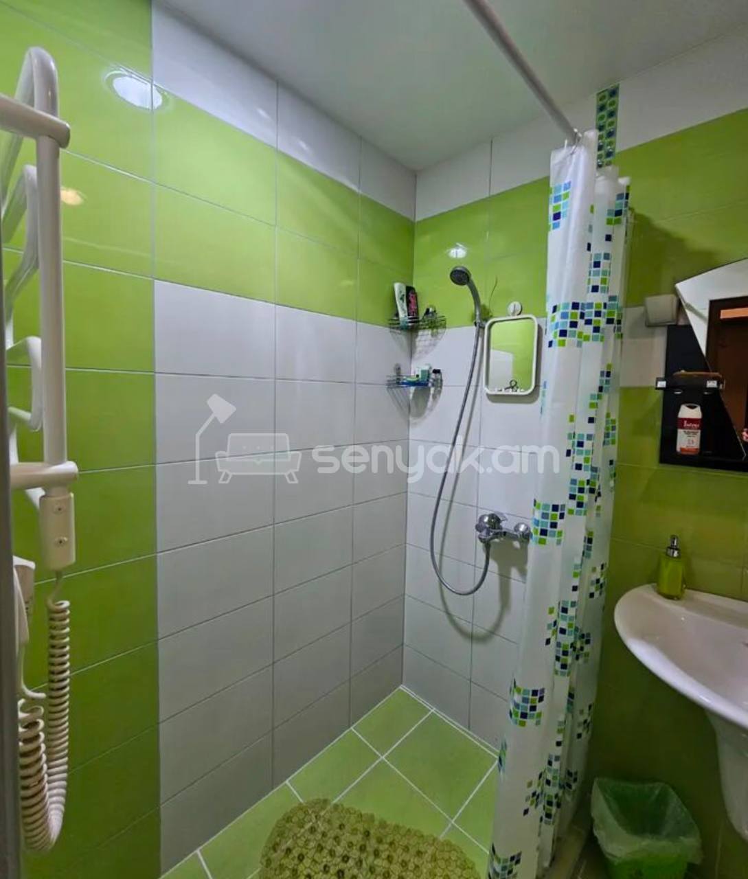 2 Սենյականոց Բնակարան Քարե Շենքում, 60քմ, 2/5 հարկ, Դիզայներական Վերանորոգված, Կահավորված