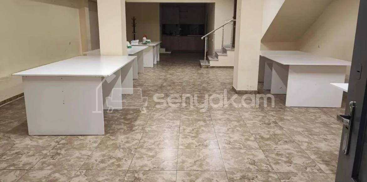 8 Սենյականոց Սեփական Տուն, 300քմ, Կապիտալ Վերանորոգված, Կահավորված