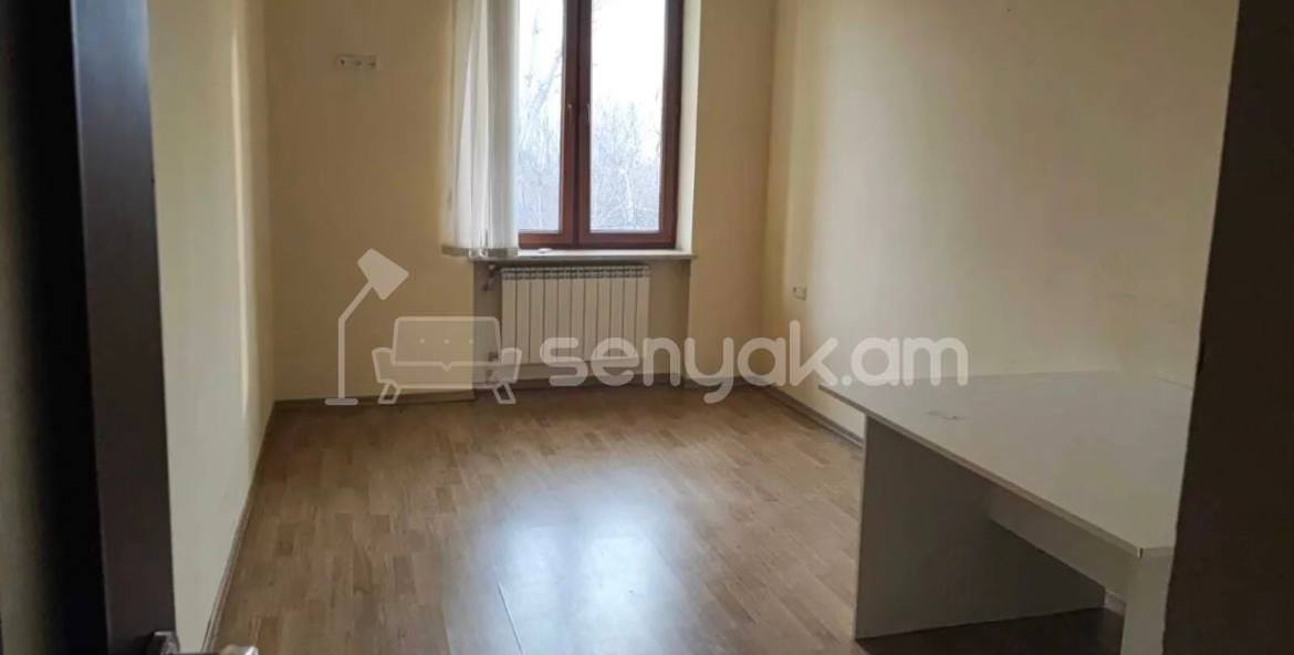 8 Սենյականոց Սեփական Տուն, 300քմ, Կապիտալ Վերանորոգված, Կահավորված