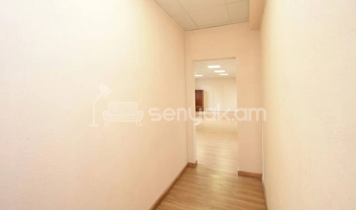 Օֆիսային Տարածք, 54քմ, Կապիտալ Վերանորոգված