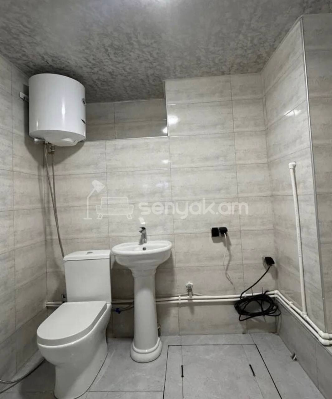 Օֆիսային Տարածք, 90քմ