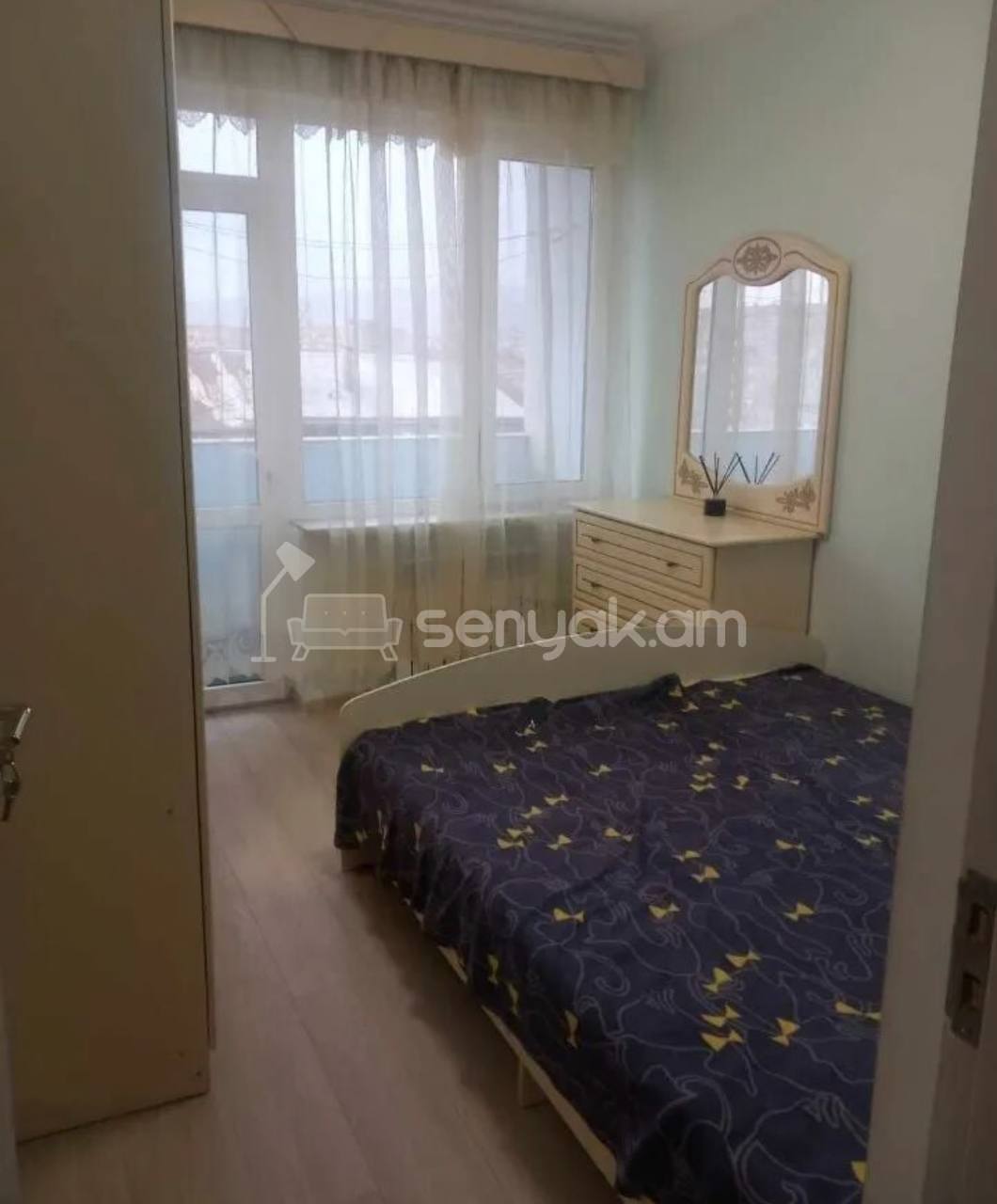 2 Սենյականոց Բնակարան Քարե Շենքում, 45քմ, 5/5 հարկ, Կապիտալ Վերանորոգված, Կահավորված