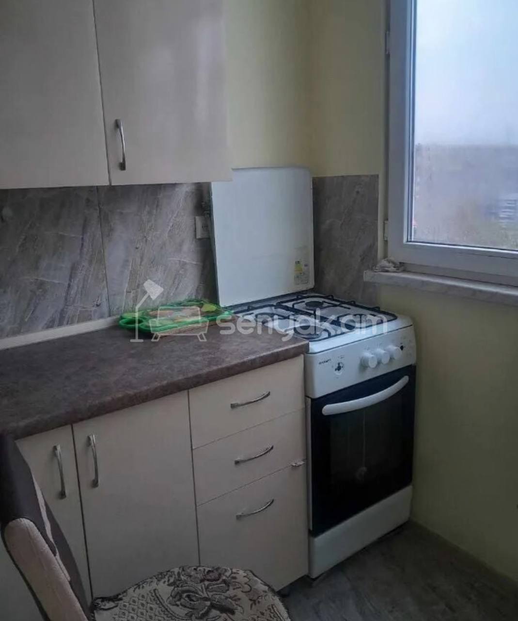 2 Սենյականոց Բնակարան Քարե Շենքում, 45քմ, 5/5 հարկ, Կապիտալ Վերանորոգված, Կահավորված