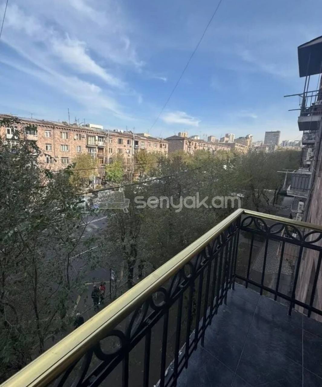 2 Սենյականոց Բնակարան Քարե Շենքում, 45քմ, 3/5 հարկ, Դիզայներական Վերանորոգված, Կահավորված