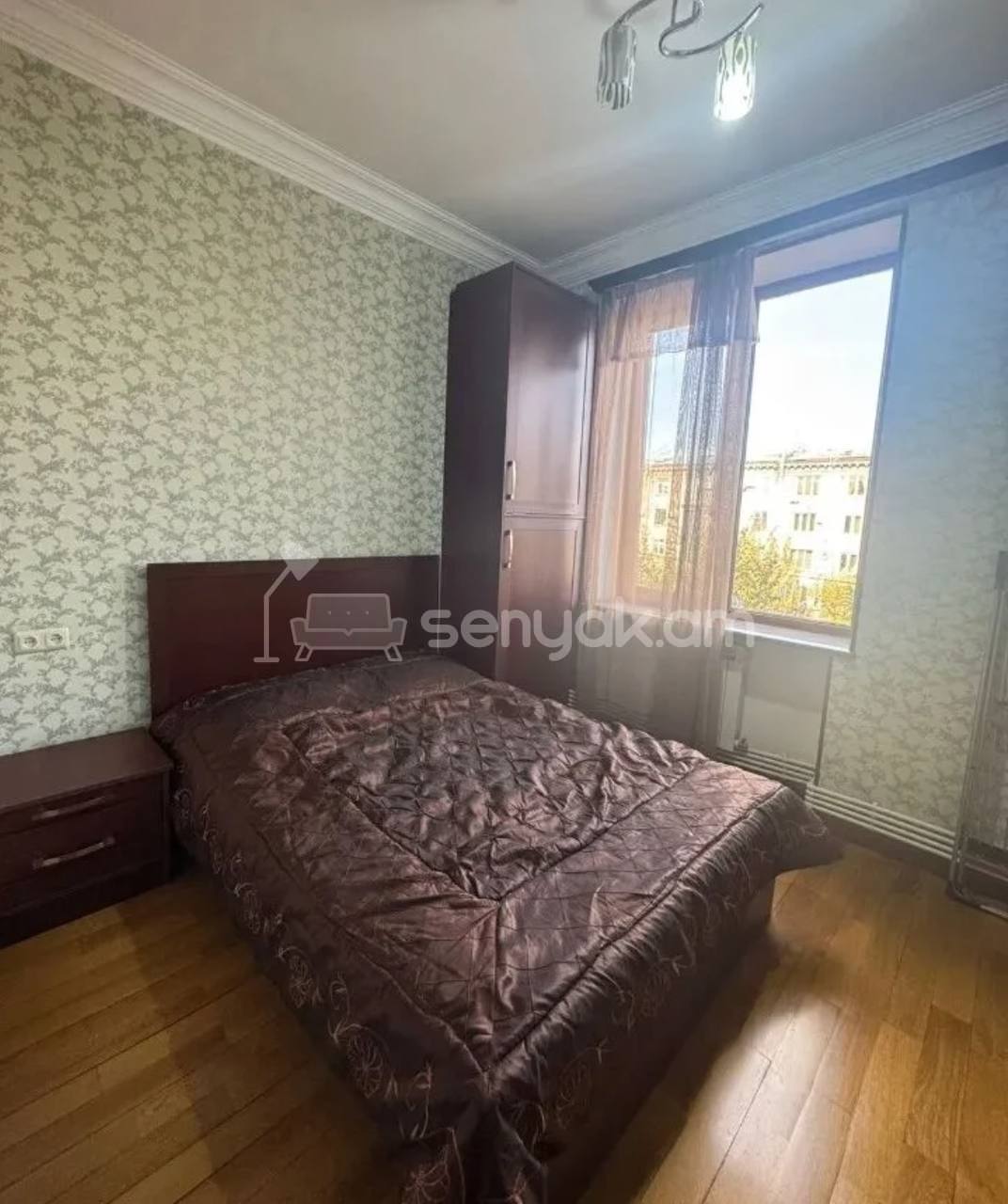 2 Սենյականոց Բնակարան Քարե Շենքում, 45քմ, 3/5 հարկ, Դիզայներական Վերանորոգված, Կահավորված