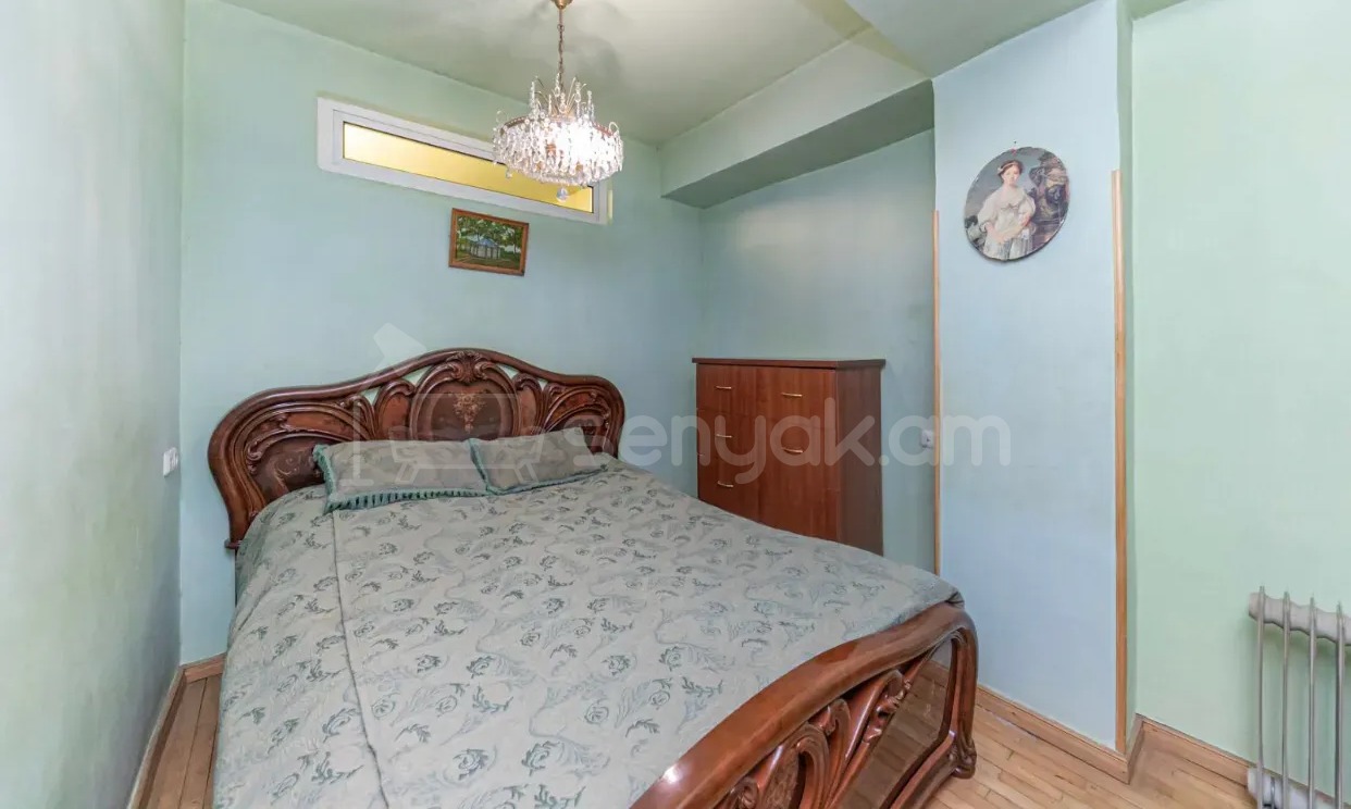 2 Սենյականոց Բնակարան, 50քմ, 4/10 հարկ, Կապիտալ Վերանորոգված