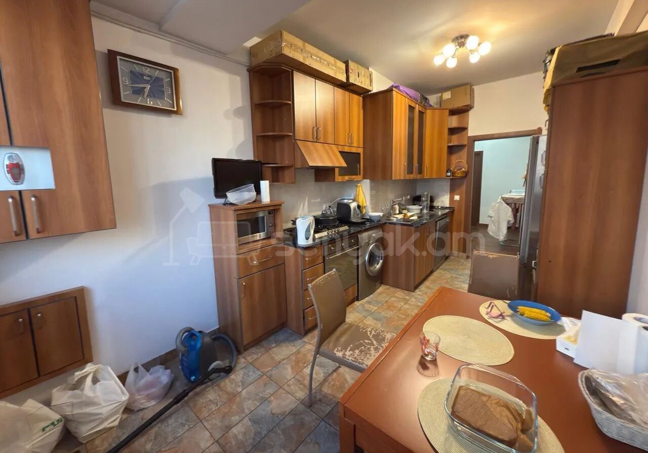 3 Սենյականոց Բնակարան Նորակառույցում, 88քմ, 7/14 հարկ, Կապիտալ Վերանորոգված