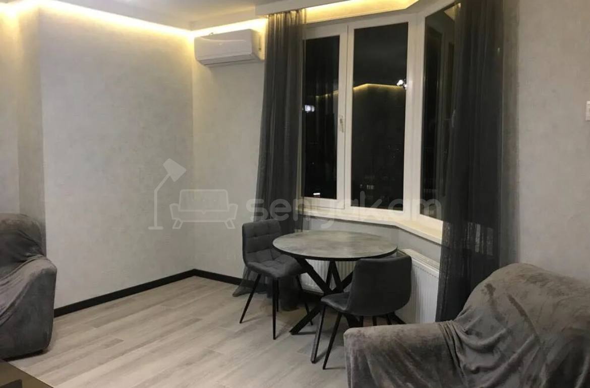 2 Սենյականոց Բնակարան, 45քմ, 10/12 հարկ, Կապիտալ Վերանորոգված, Կահավորված, Արևկող