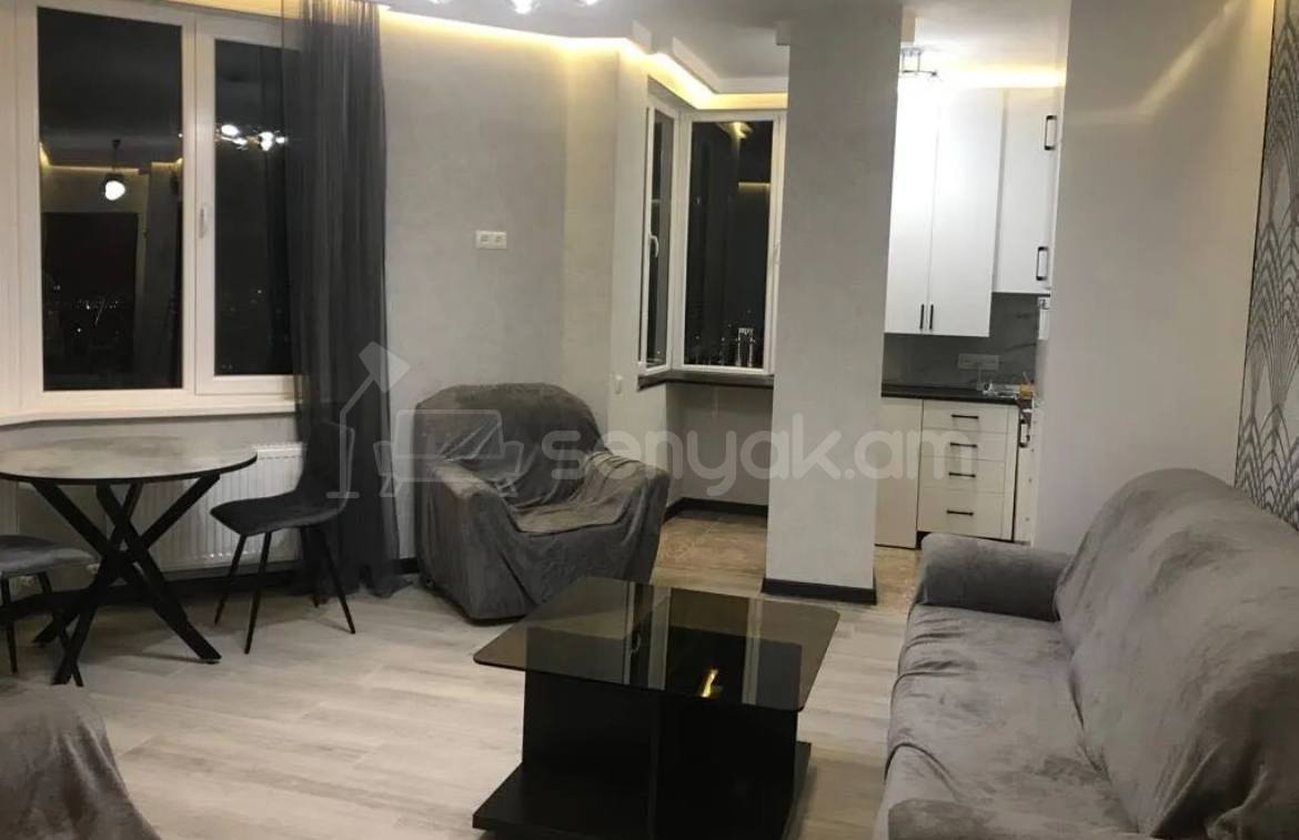 2 Սենյականոց Բնակարան, 45քմ, 10/12 հարկ, Կապիտալ Վերանորոգված, Կահավորված, Արևկող