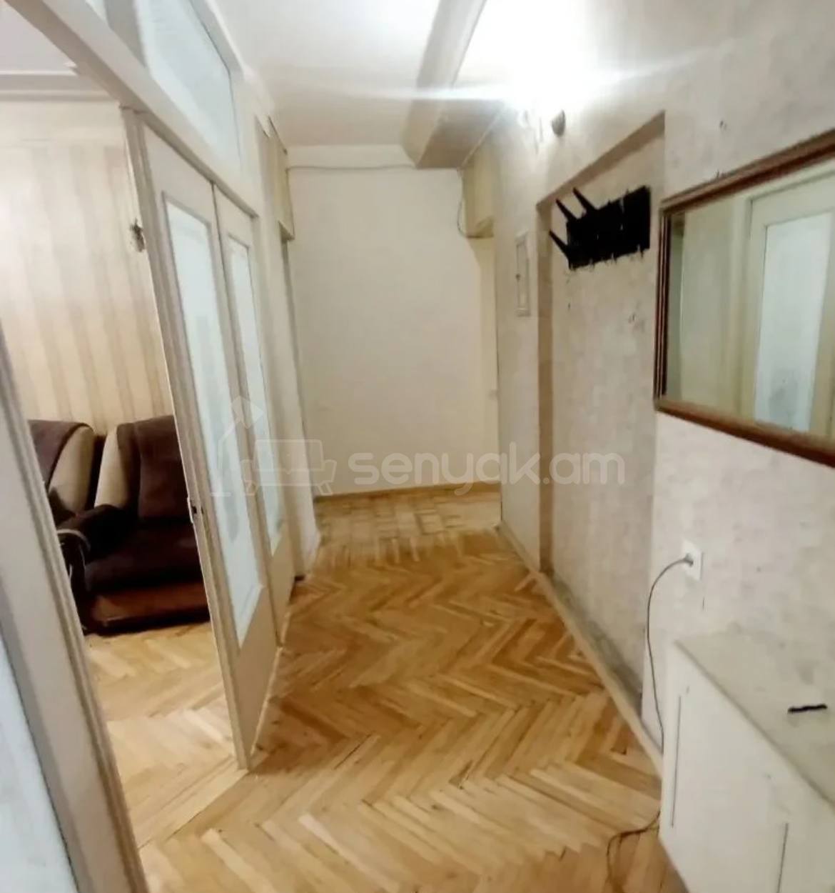 3 Սենյականոց Բնակարան, 74քմ, 2/10 հարկ, Նորմալ Վիճակում, Կահավորված