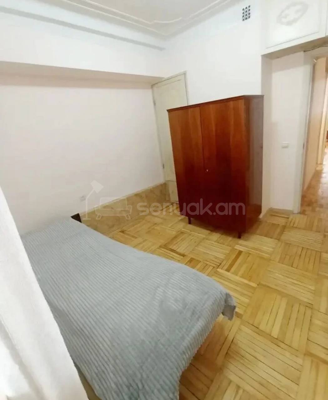 3 Սենյականոց Բնակարան, 74քմ, 2/10 հարկ, Նորմալ Վիճակում, Կահավորված