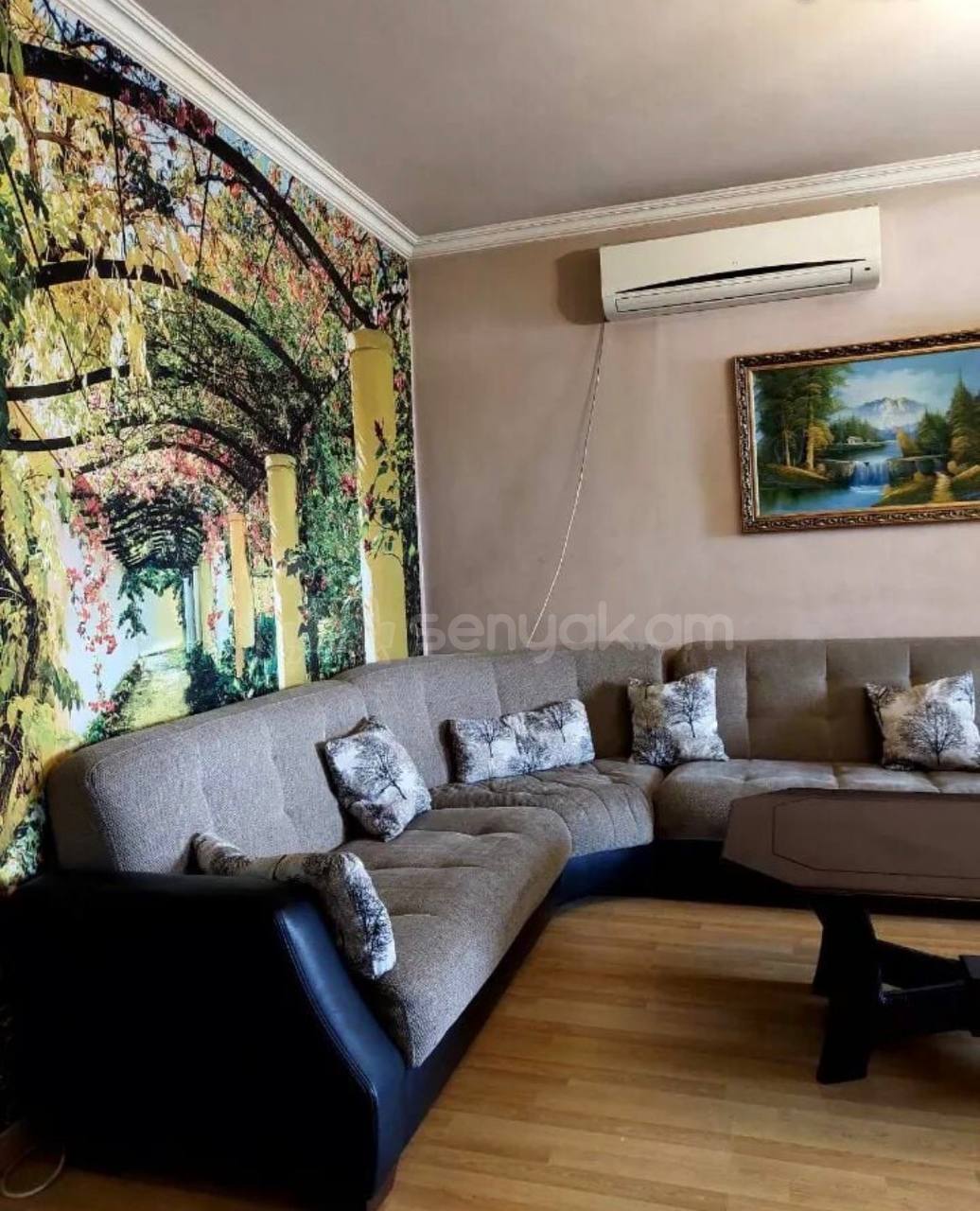 4 Սենյականոց Բնակարան, 90քմ, 3/9 հարկ, Նորմալ Վիճակում