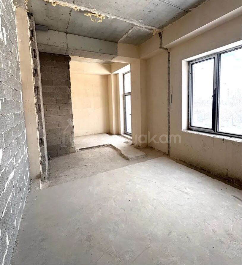 3 Սենյականոց Բնակարան Նորակառույցում, 92քմ, 2/16 հարկ, Զրոյական Վիճակում