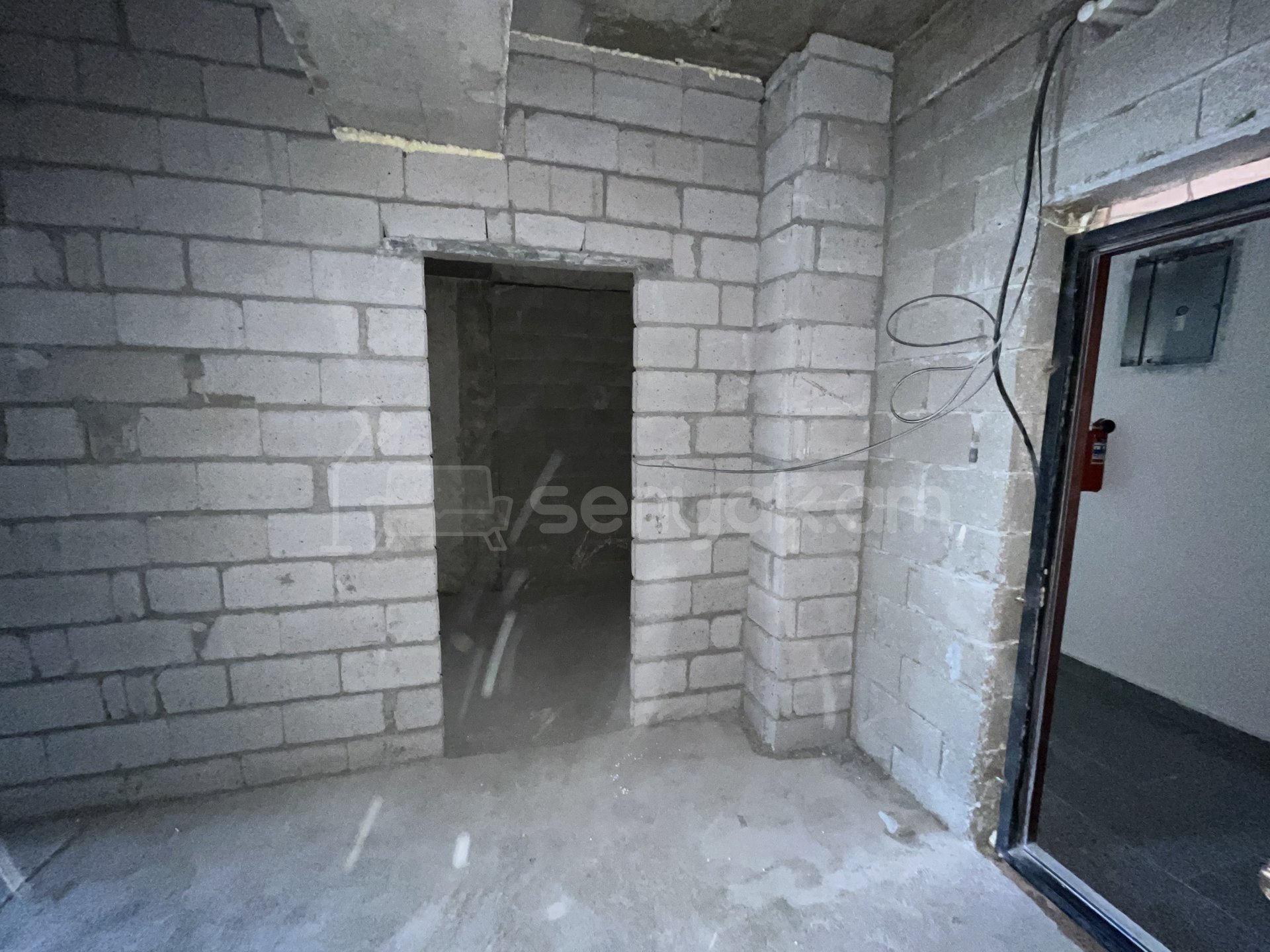 4 Սենյականոց Բնակարան Նորակառույցում, 127քմ, 16/18 հարկ, Զրոյական Վիճակում