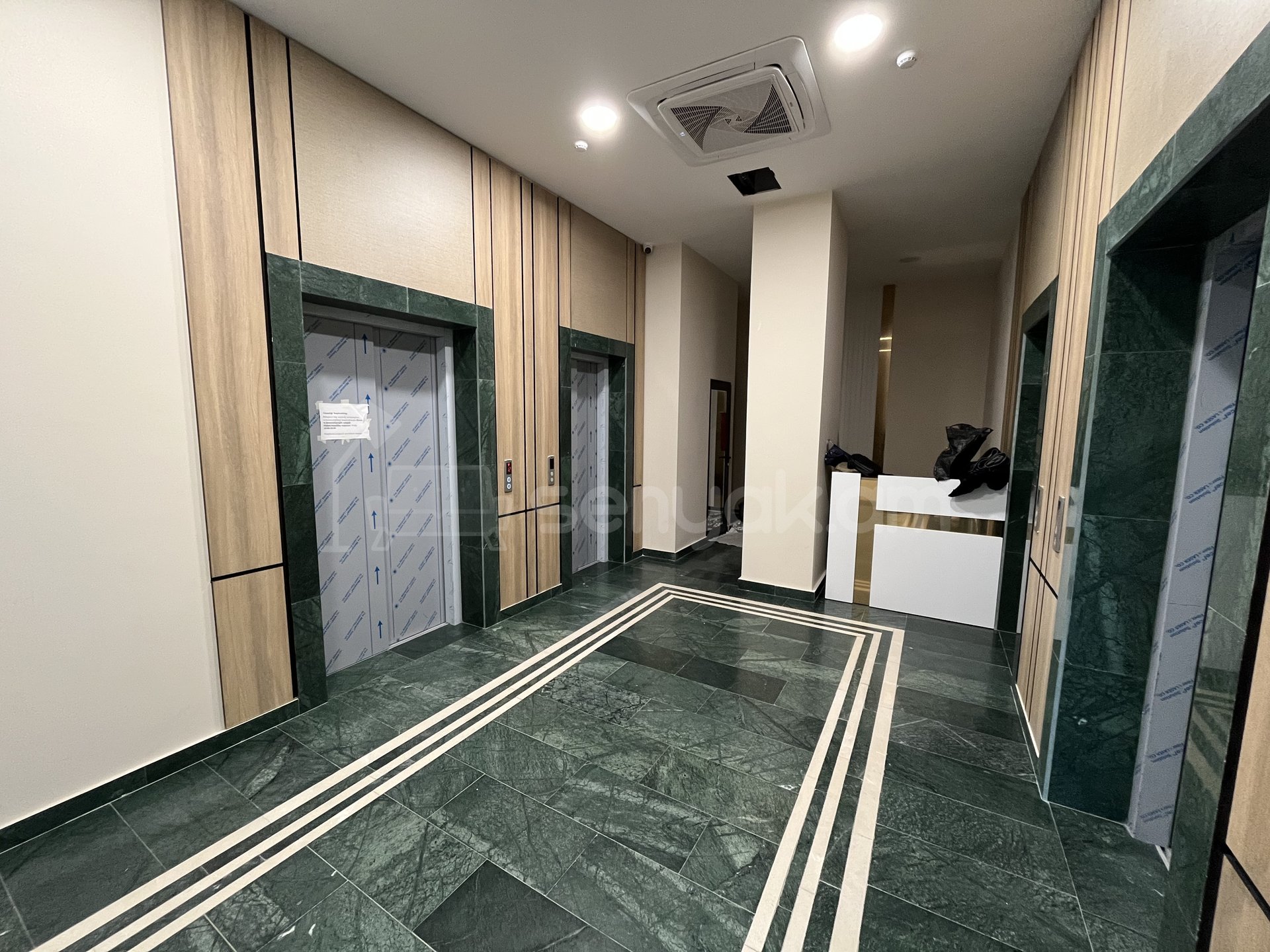 4 Սենյականոց Բնակարան Նորակառույցում, 127քմ, 16/18 հարկ, Զրոյական Վիճակում