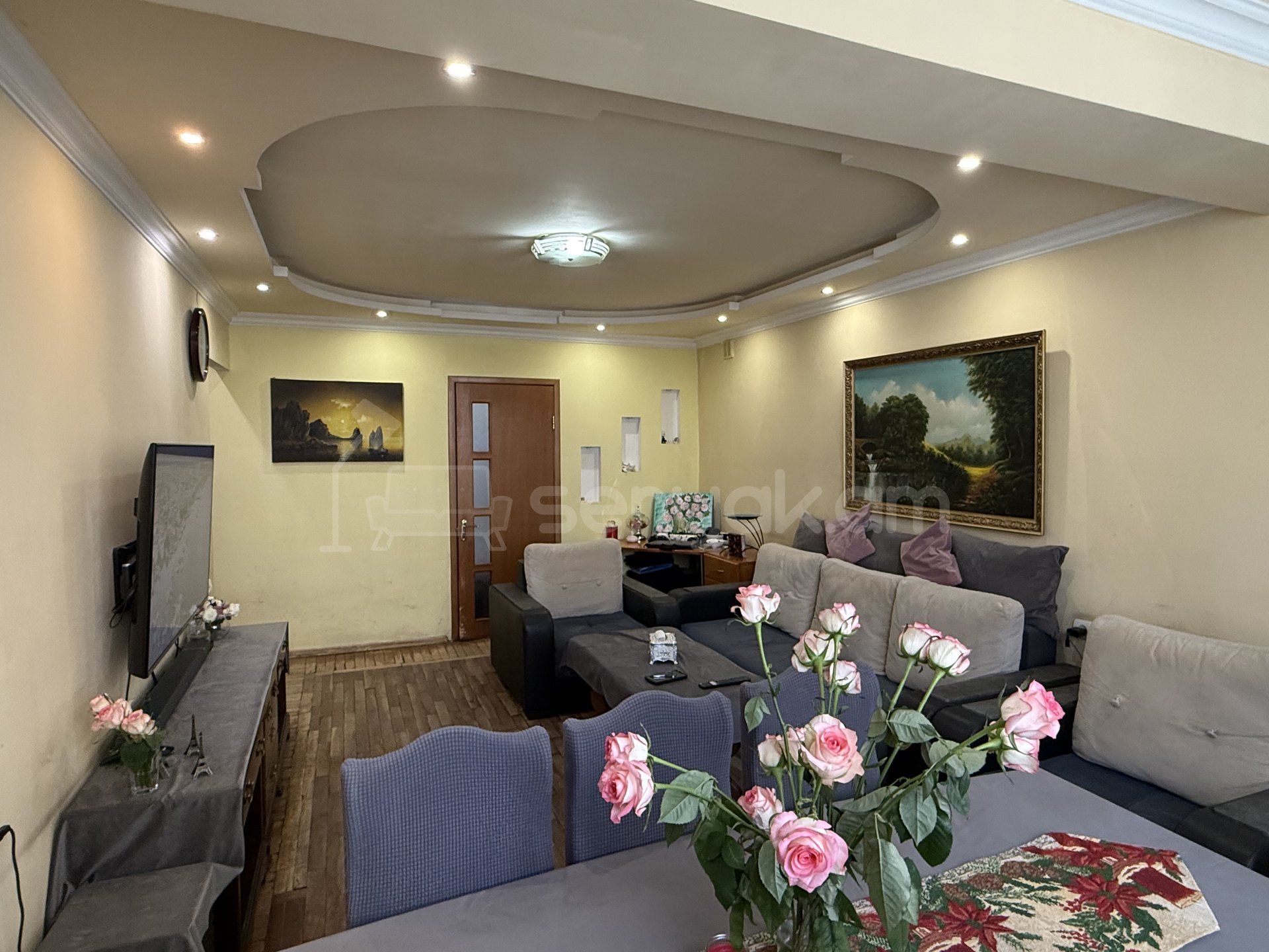 2 Սենյականոց Բնակարան Քարե Շենքում, 45քմ, 1/5 հարկ, Նորմալ Վիճակում