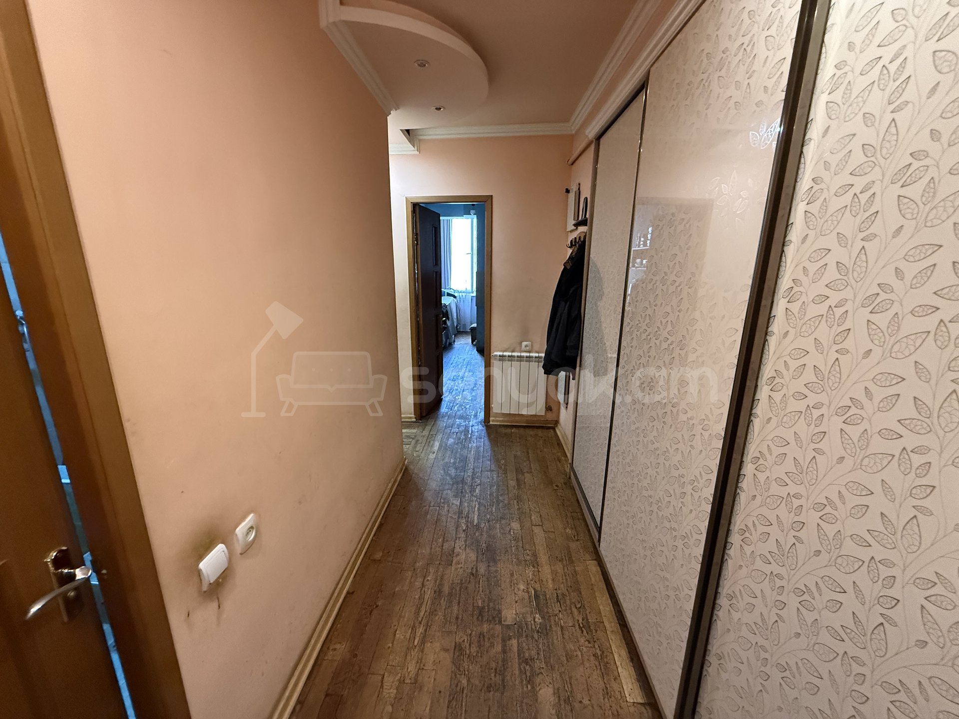 2 Սենյականոց Բնակարան Քարե Շենքում, 45քմ, 1/5 հարկ, Նորմալ Վիճակում