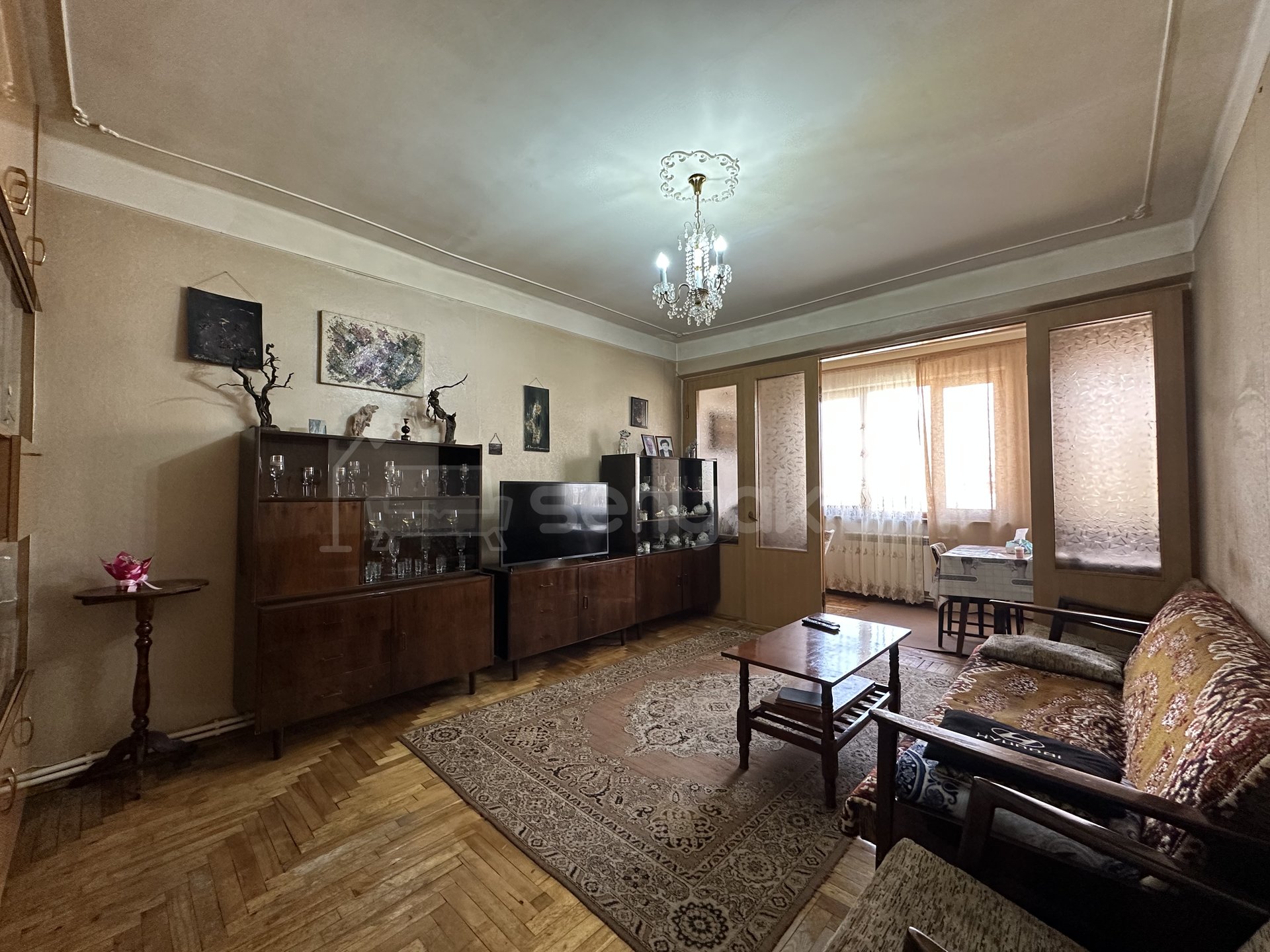 3 Սենյականոց Բնակարան Քարե Շենքում, 64քմ, 5/5 հարկ, Պետական Վիճակում