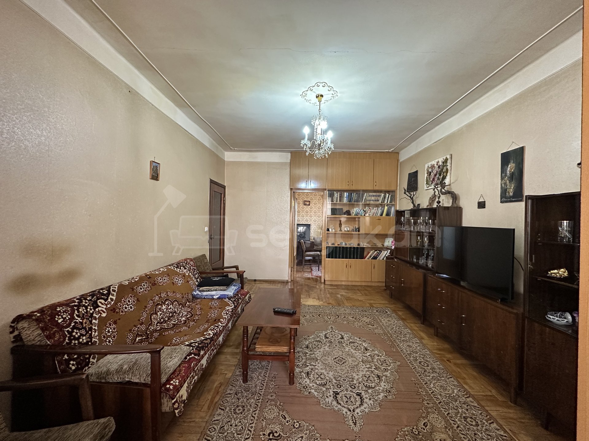 3 Սենյականոց Բնակարան Քարե Շենքում, 64քմ, 5/5 հարկ, Պետական Վիճակում