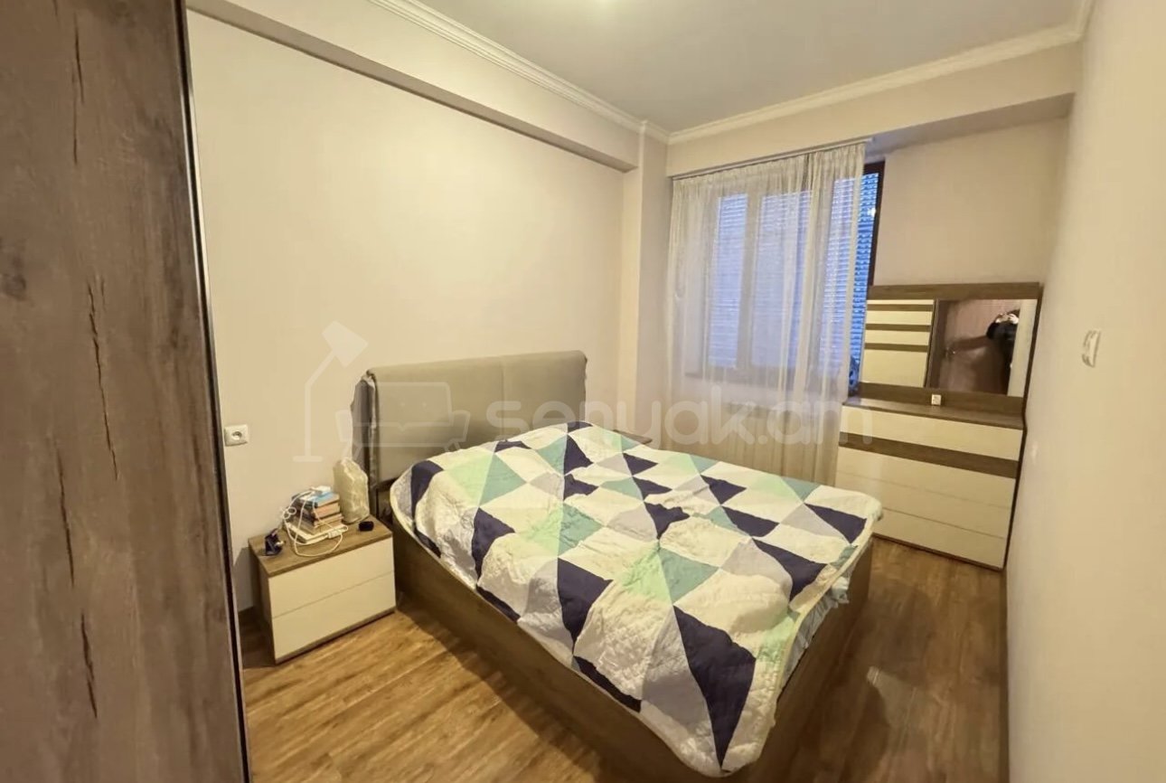 2 Սենյականոց Բնակարան, 48քմ, 2/10 հարկ, Կապիտալ Վերանորոգված, Կահավորված