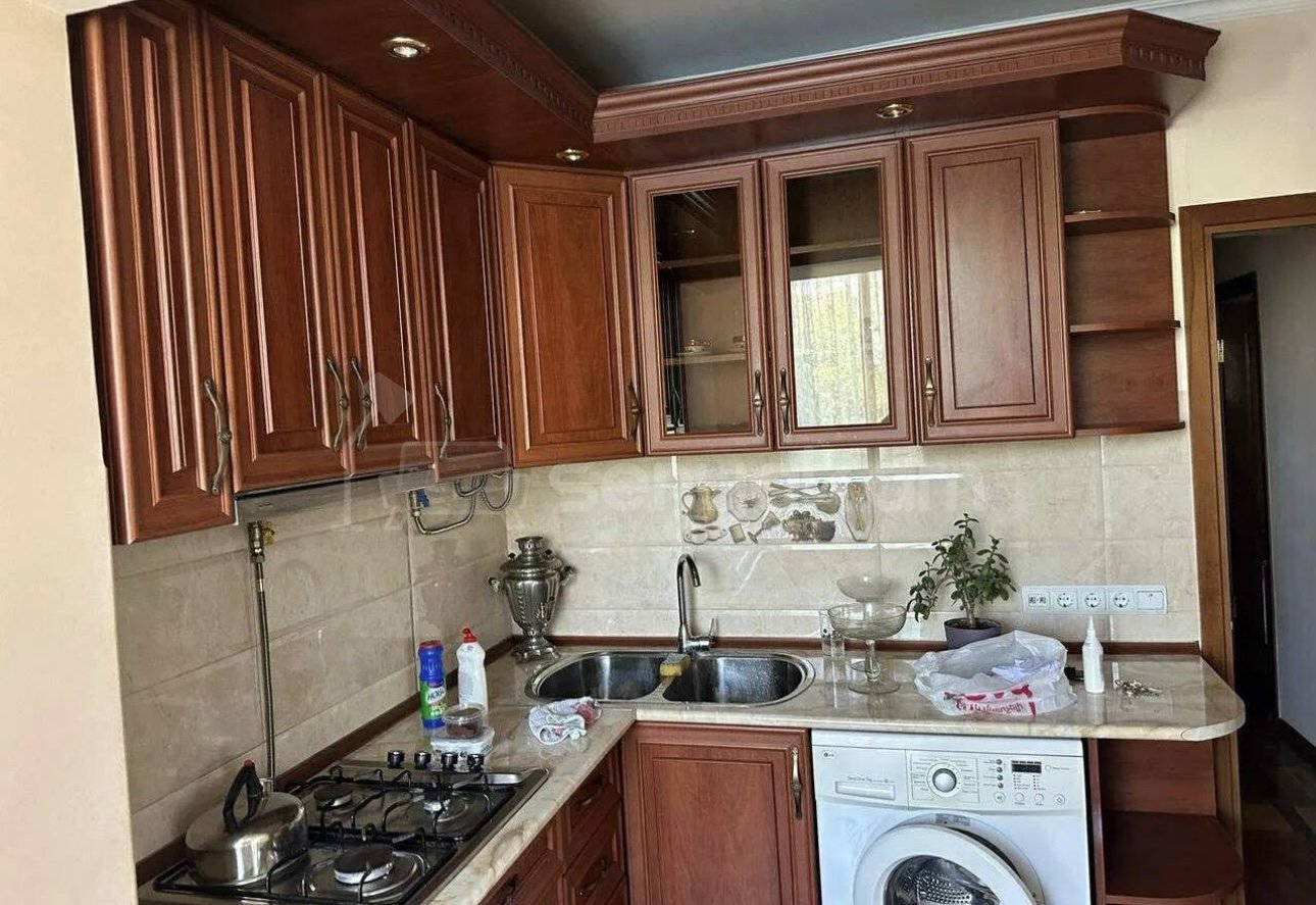 1 Սենյականոց Բնակարան Քարե Շենքում, 55քմ, 2/5 հարկ, Դիզայներական Վերանորոգված, Կահավորված