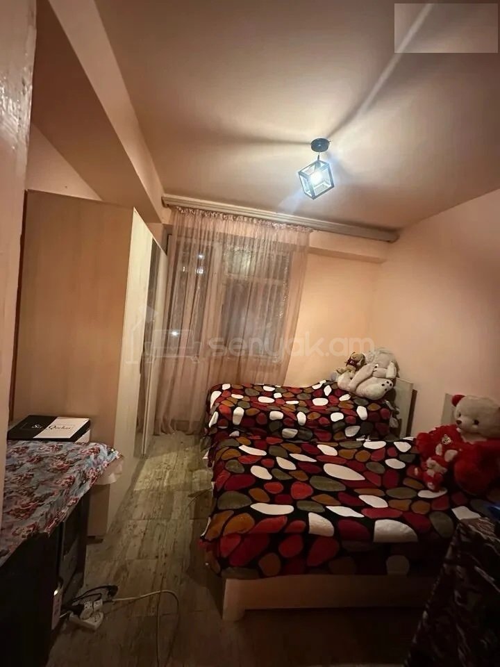 3 Սենյականոց Բնակարան, 87քմ, 4/12 հարկ, Պետական Վիճակում