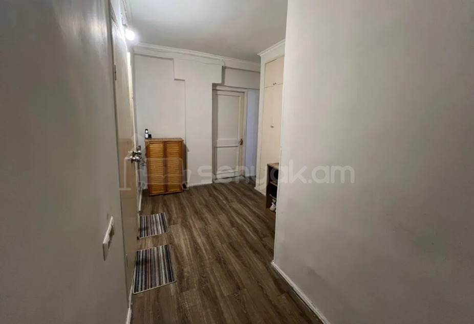 3 Սենյականոց Բնակարան, 80քմ, 2/13 հարկ, Կապիտալ Վերանորոգված