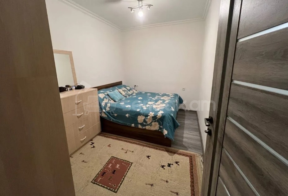 3 Սենյականոց Բնակարան, 80քմ, 2/13 հարկ, Կապիտալ Վերանորոգված