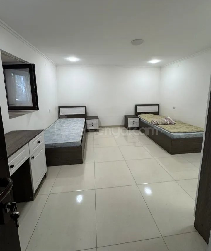 2 Սենյականոց Բնակարան Քարե Շենքում, 48քմ, 1/1 հարկ, Նորմալ Վիճակում, Կահավորված