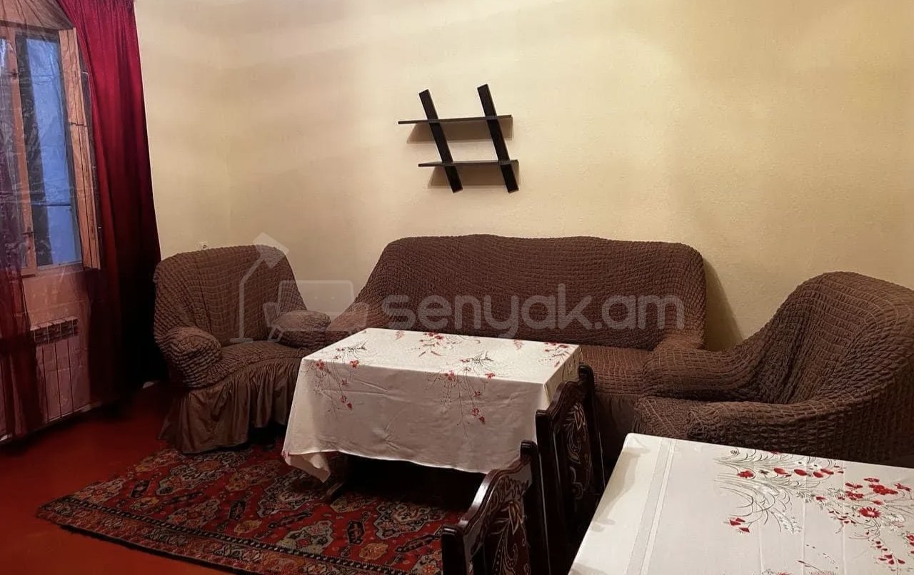 2 Սենյականոց Բնակարան Քարե Շենքում, 56քմ, 1/1 հարկ, Կապիտալ Վերանորոգված, Կահավորված