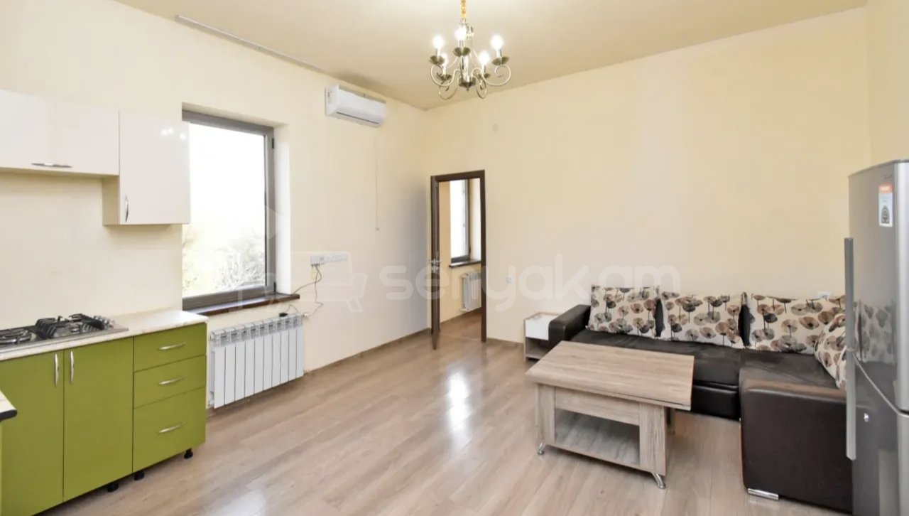 2 Սենյականոց Բնակարան Քարե Շենքում, 54քմ, 2/2 հարկ, Կապիտալ Վերանորոգված, Կահավորված