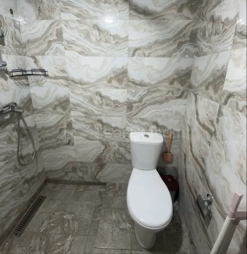 1 Սենյականոց Բնակարան Քարե Շենքում, 45քմ, 1/1 հարկ, Կապիտալ Վերանորոգված, Կահավորված