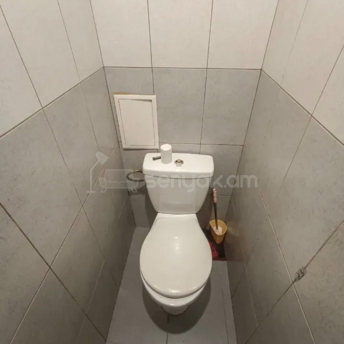 2 Սենյականոց Բնակարան Քարե Շենքում, 68քմ, 5/5 հարկ, Նորմալ Վիճակում