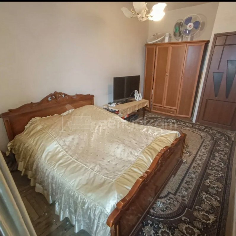 2 Սենյականոց Բնակարան Քարե Շենքում, 68քմ, 5/5 հարկ, Նորմալ Վիճակում