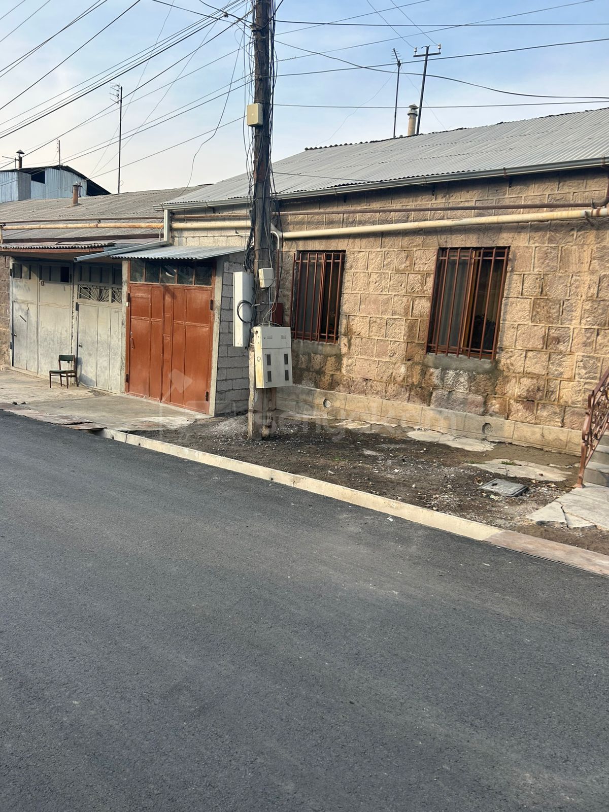 3 Սենյականոց Սեփական Տուն, 120քմ, Կապիտալ Վերանորոգված, Ավտոտնակով